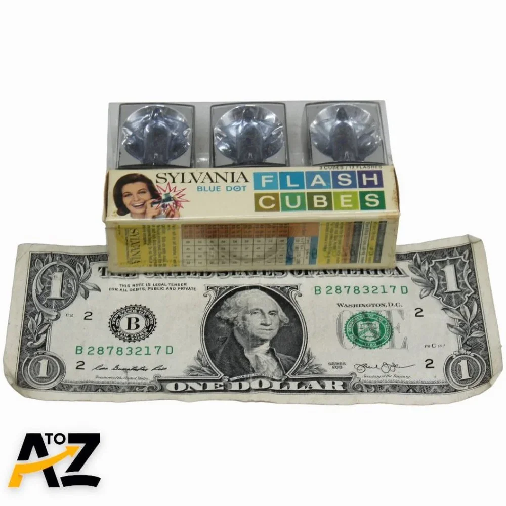 Sylvania Blue Dot Flash Cubes Film Flash Bulb Cubes 3 Cubes 12 Flashes
